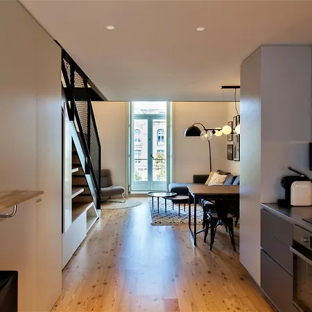 Flh Intendente Modern Mezzanine With Balcony