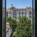 Flh Intendente Modern Mezzanine With Balcony