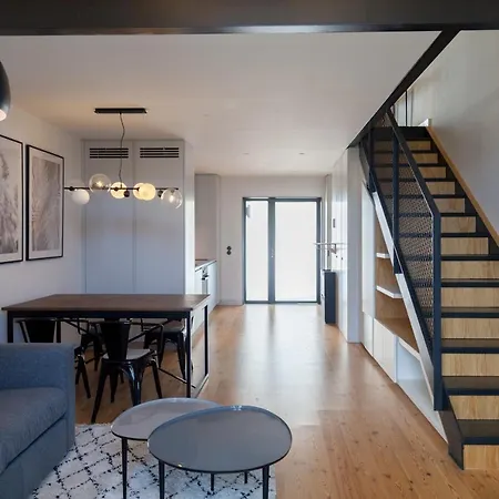 Flh Intendente Modern Mezzanine With Balcony Lisboa