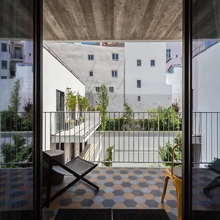 Апартаменты Flh Intendente Modern Mezzanine With Balcony *