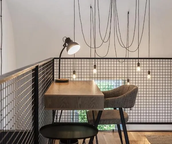 Flh Intendente Modern Mezzanine With Balcony Апартаменты *